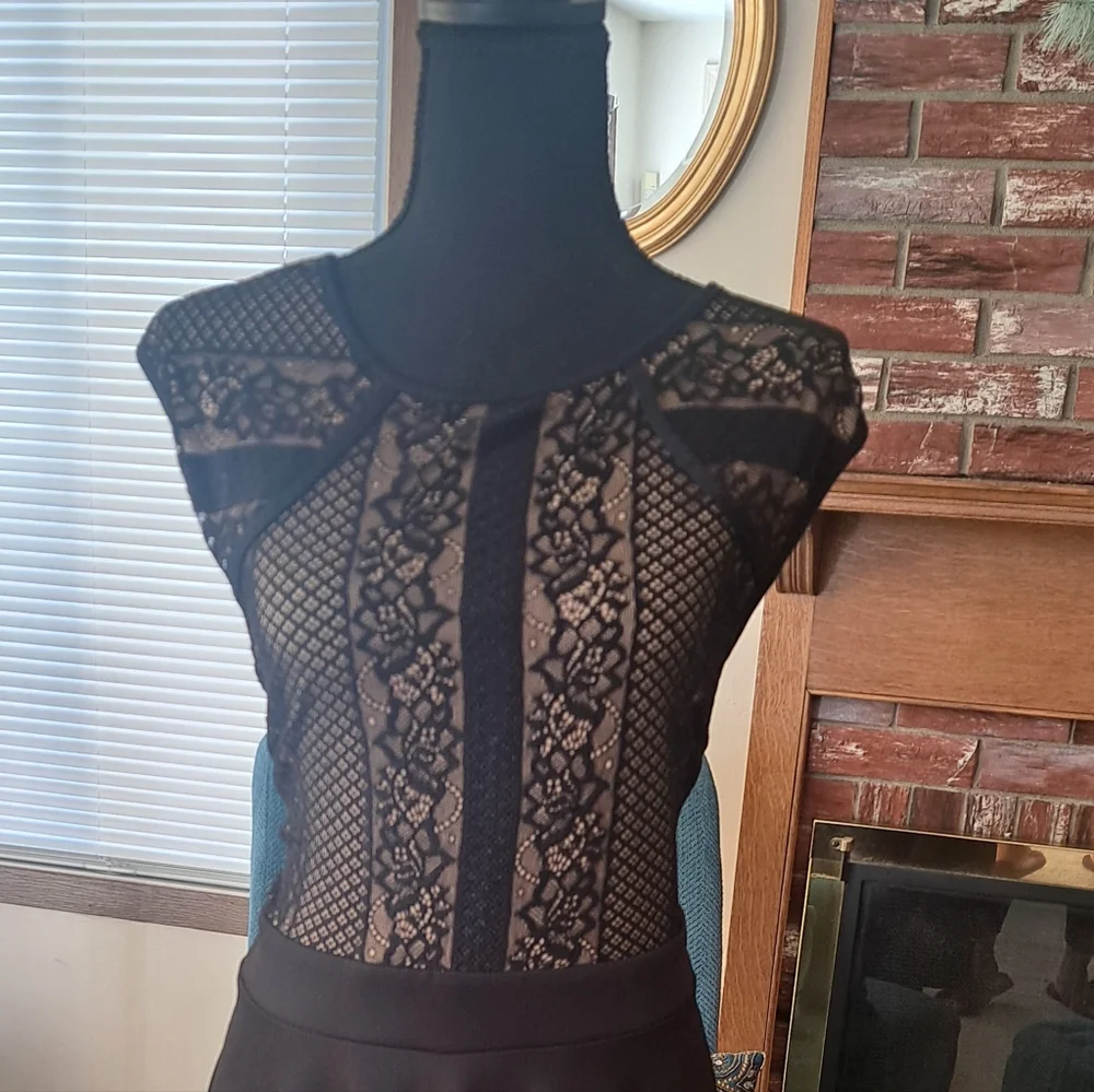 Clothes - Picture 1 of 4